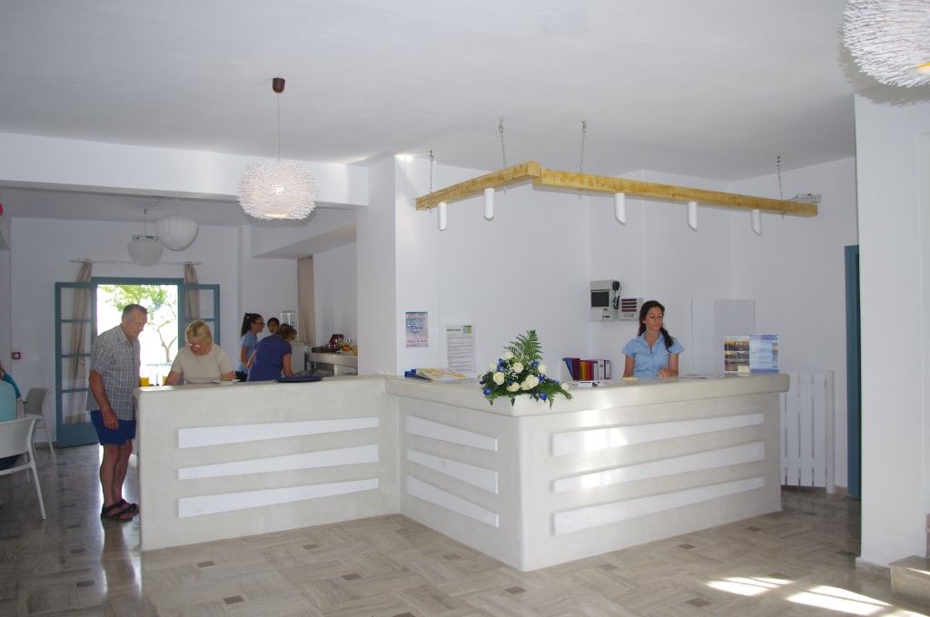 Kamári Iris Boutique Hotel מראה חיצוני תמונה