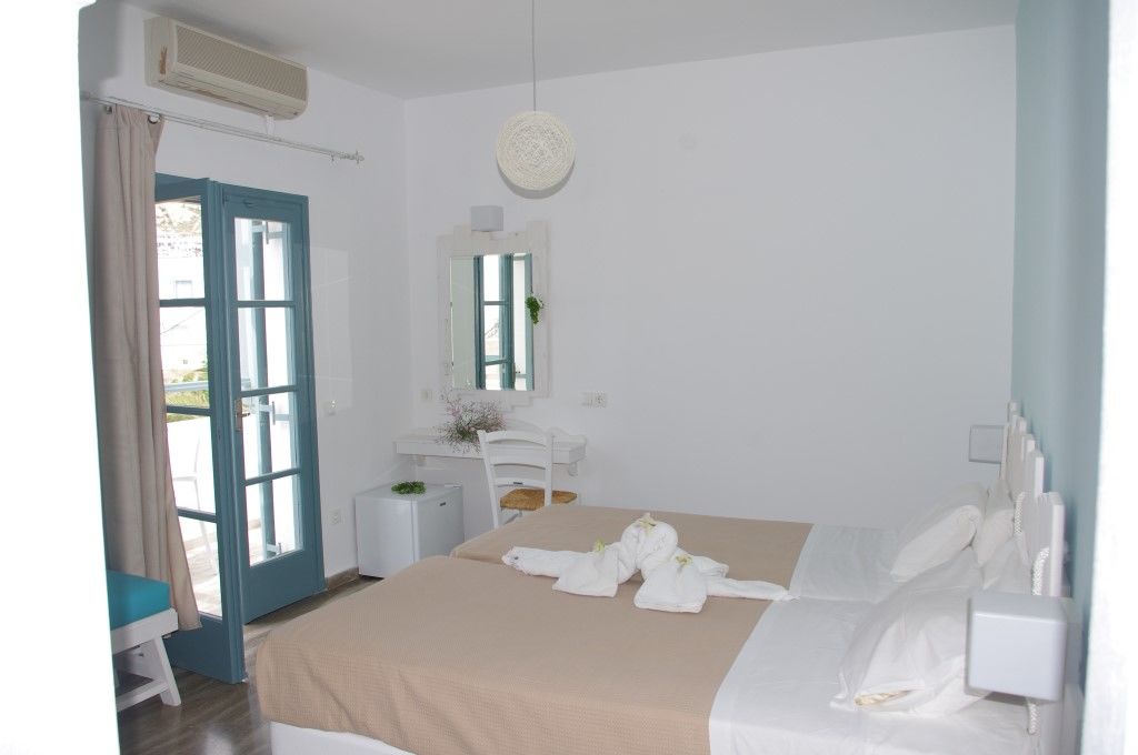Kamári Iris Boutique Hotel חדר תמונה