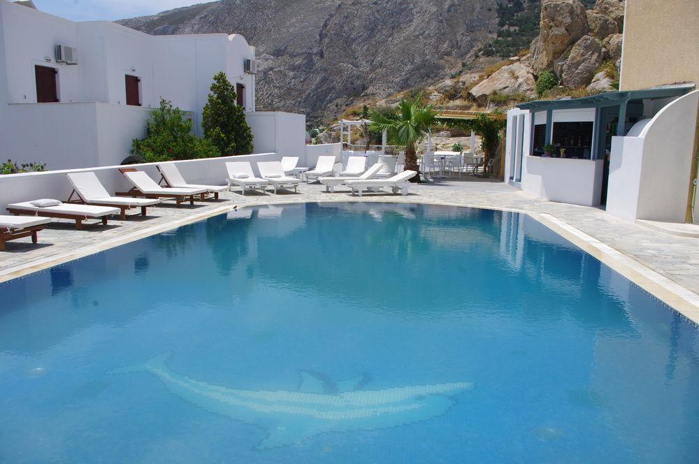 Kamári Iris Boutique Hotel מראה חיצוני תמונה