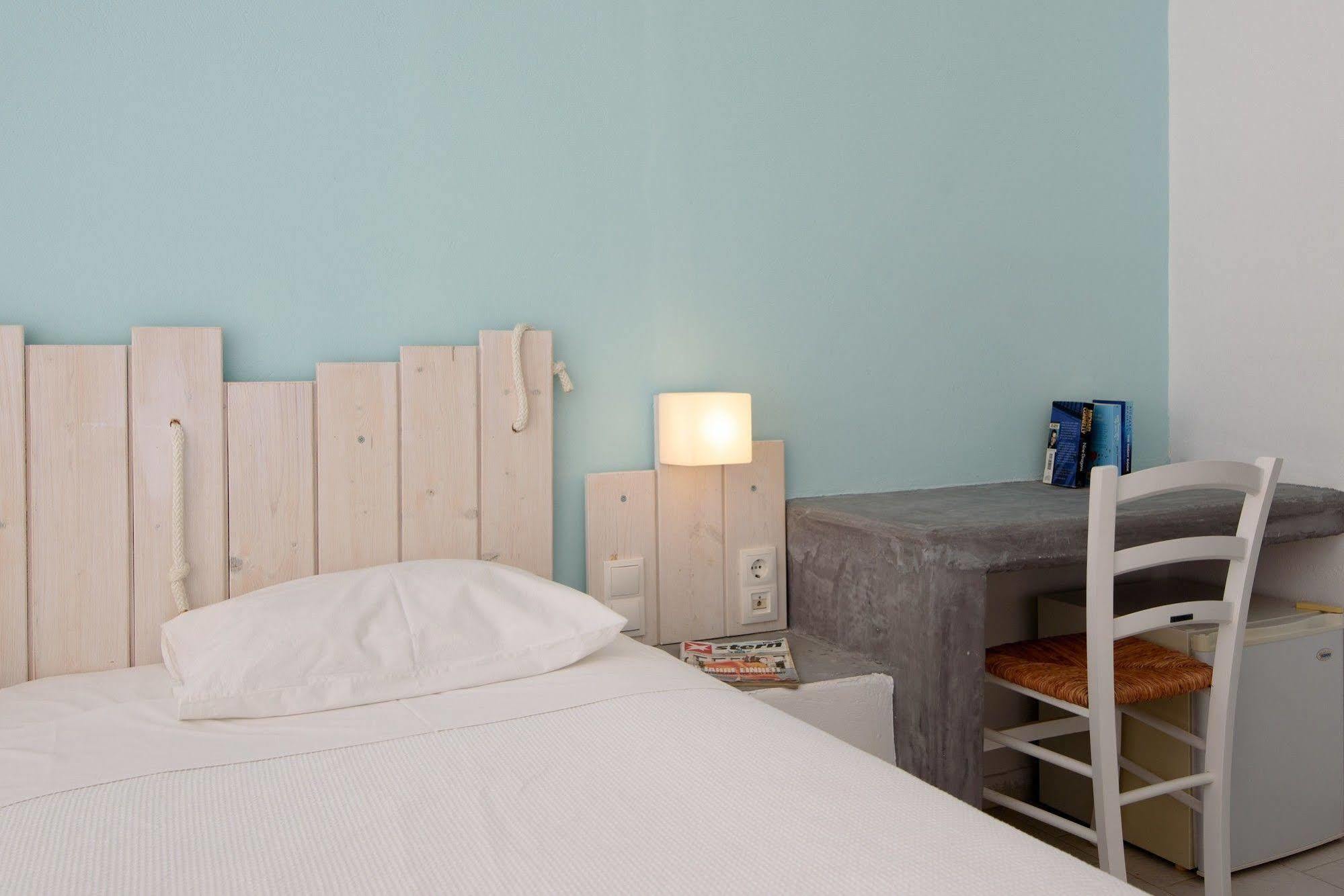 Kamári Iris Boutique Hotel מראה חיצוני תמונה