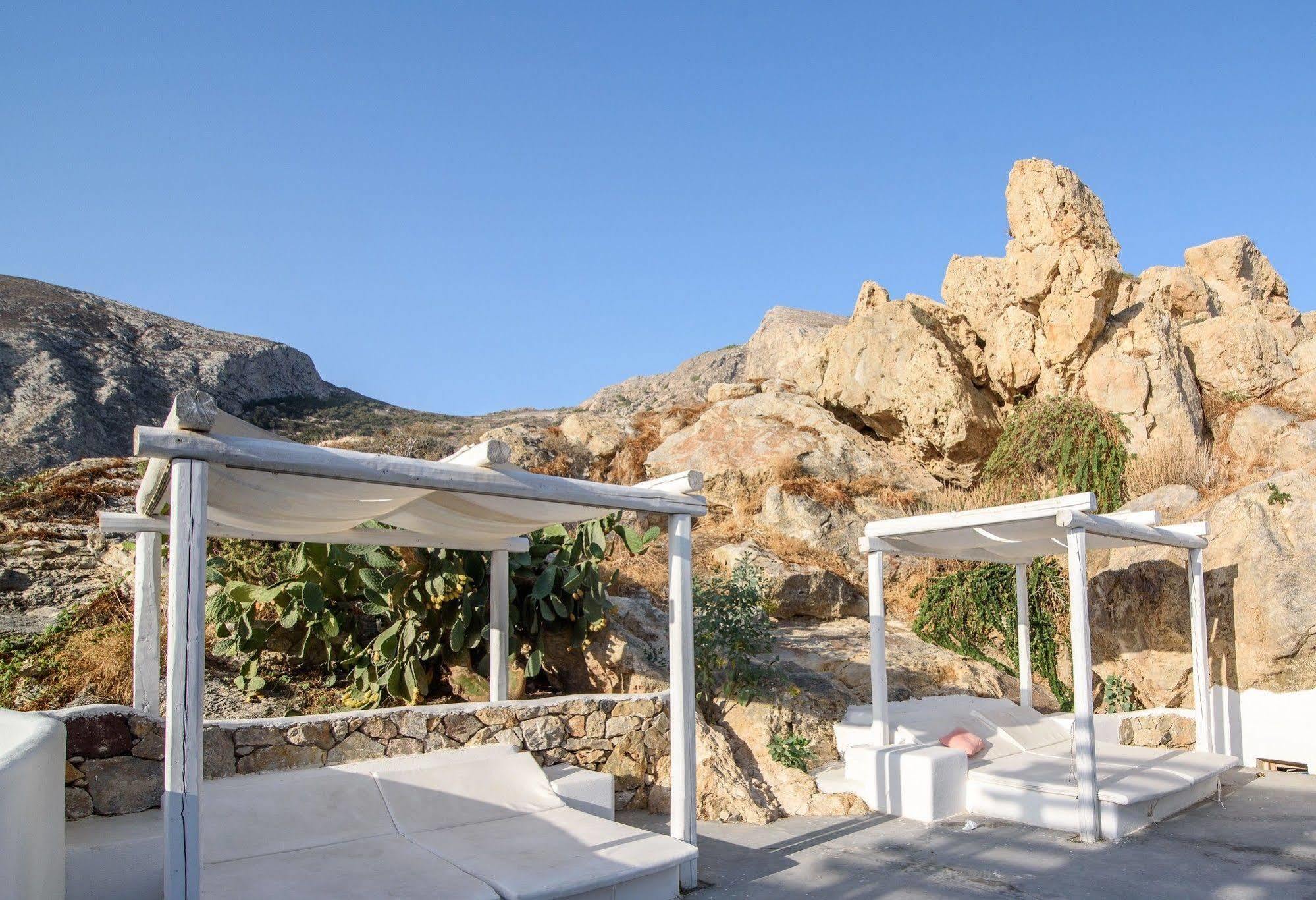 Kamári Iris Boutique Hotel מראה חיצוני תמונה